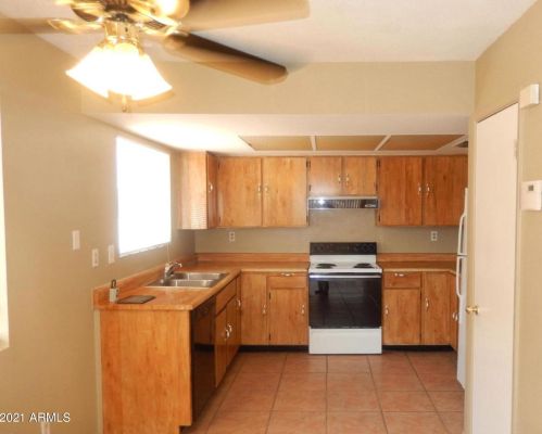 4020 44th St, Phoenix, AZ 85040-2060