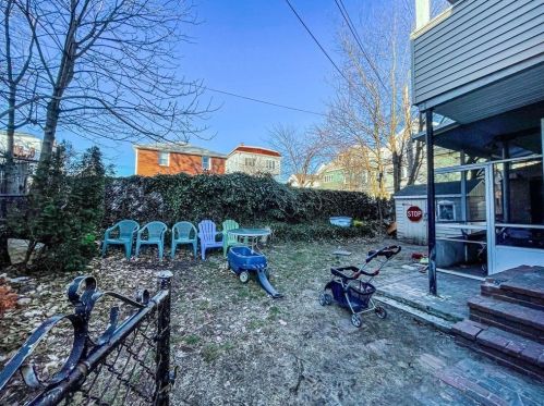 11 Cannell Pl, Everett MA 02149-4629 exterior