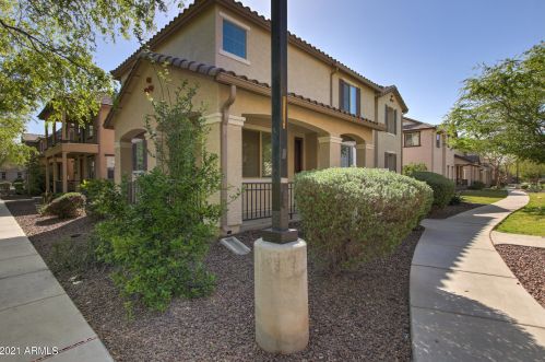 2694 73rd Dr, Phoenix, AZ 85035-3254