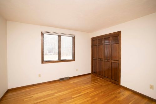 95 Copley Dr, Taunton MA 02780 exterior