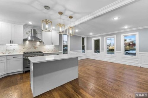 628 Knickerbocker Rd, Cresskill NJ  07626-1023 exterior