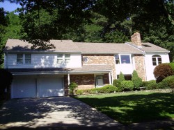 100 Lovett Rd, Newton, MA 02459-3106