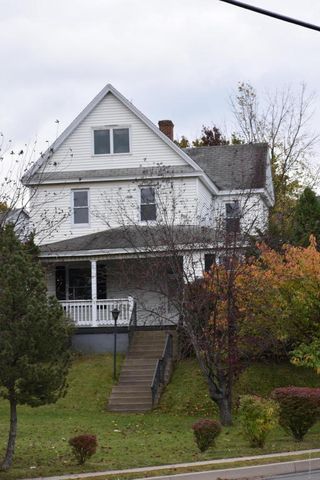 838 George St, Scranton, PA 18512-1016