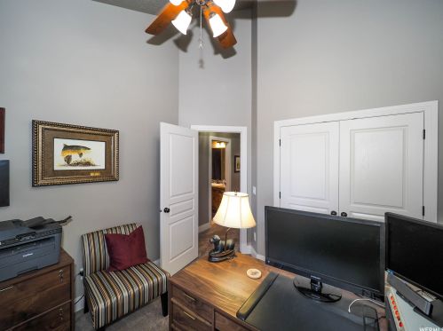 2161 Lorita Way, Sandy UT 84093-6514 exterior