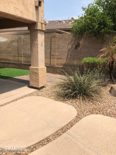 16407 17th Dr, Phoenix AZ  85045-1623 exterior