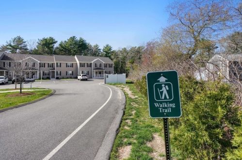 101 Cherry St, Plymouth MA  02360-4464 exterior