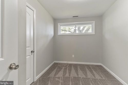 1493 Delsea Dr, West Deptford NJ 08093-1159 exterior