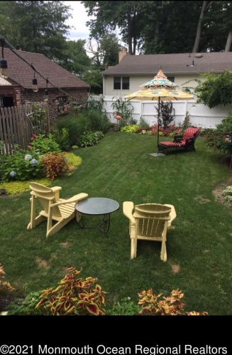 19 Deal Lake Point Rd, Tinton Falls NJ  07712-4601 exterior