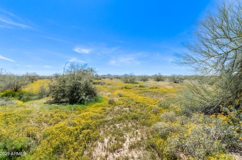 17850 68th St, Phoenix AZ 85054-9100 exterior