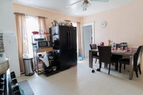 193 Union St, Lawrence MA 01843-1609 exterior