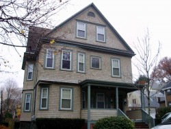 18 Oakland St, Newton, MA 02458-1801
