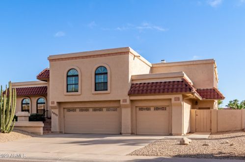 3835 Ahwatukee Dr, Phoenix AZ 85044-2033 exterior