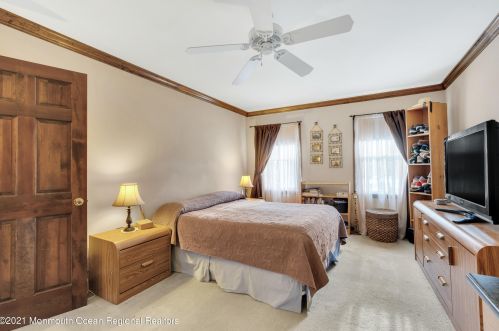 8 Red Cedar Ct, Jackson Twp NJ 08527-1351 exterior