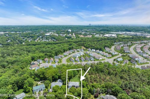 26 Lambert Johnson Dr, Tinton Falls NJ 07712-3753 exterior