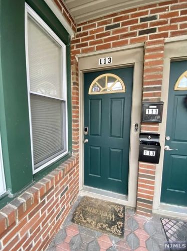 113 Davis Ave, Kearny NJ  07032-3327 exterior