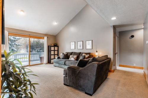 2030 Lucky John Dr, Park City UT 84060-6920 exterior