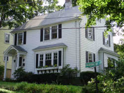 5 Harrington St, Newton, MA 02460-1525