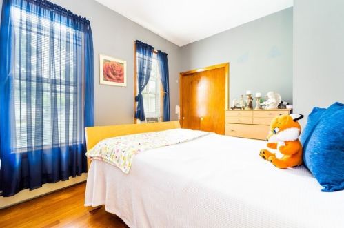 53 Cedar St, Taunton MA 02780-3131 exterior