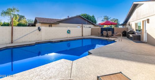 3220 Cinnabar Ave, Phoenix AZ 85020-1815 exterior