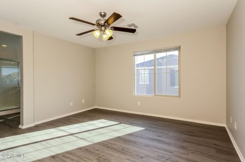 2822 73rd Dr, Phoenix AZ  85035-3256 exterior