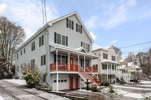 110 Maple St, Needham, MA 02492-2150