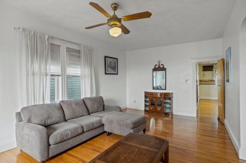 170 Bellingham St, Chelsea MA 02150-3315 exterior