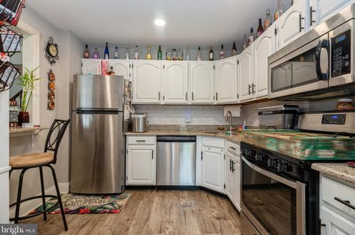 416 Steeplechase Ct, West Deptford NJ  08096-6811 exterior