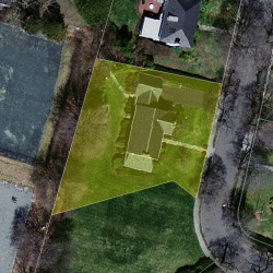 35 Pickwick Rd, Newton MA 02465-2818 aerial view