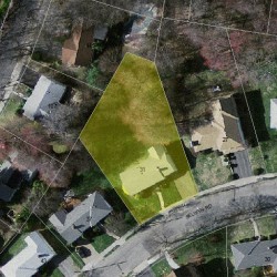 31 Selwyn Rd, Newton MA 02461-2123 aerial view