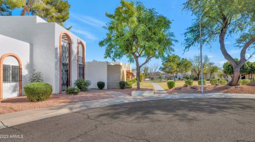 1734 Claremont St, Phoenix AZ  85015-2029 exterior