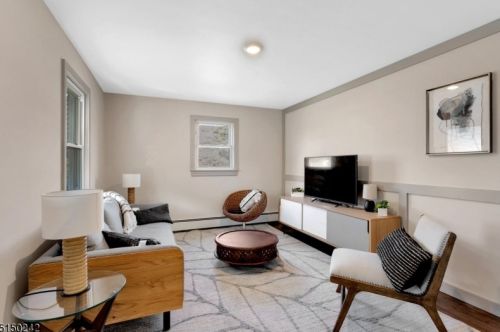 154 Passaic Ave, Belleville NJ  07109-1958 exterior