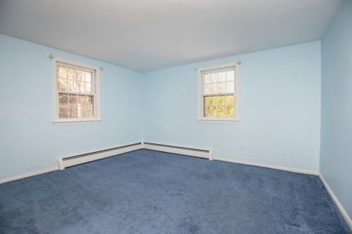 97 Hl St, Topsfield MA 01983-2410 exterior