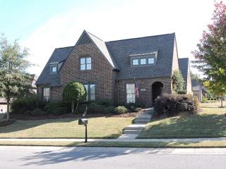 1327 Chapel St, Birmingham, AL 35226-1442