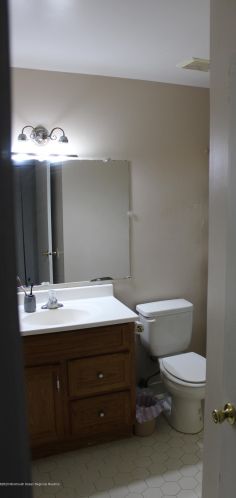 58 Renee Ct, Jackson Twp NJ 08527-2371 exterior