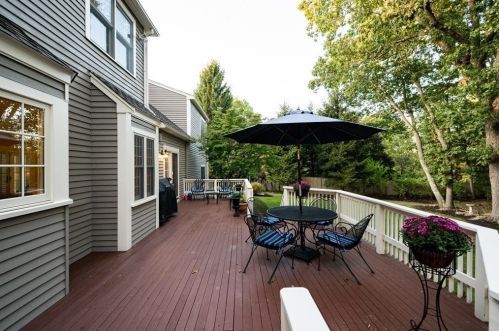 33 Franklin Rodgers Rd, Hingham MA 02043-2665 exterior