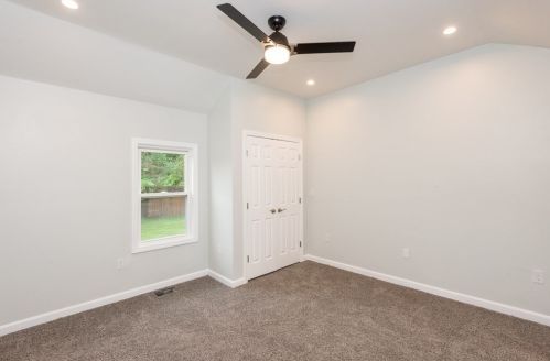 27 Canobieola Rd, Methuen MA  01844-1606 exterior