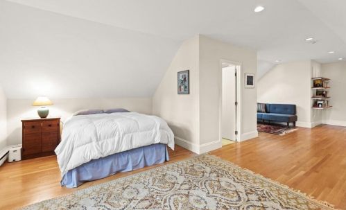 147 Highland Ave, Arlington MA 02476-7846 exterior