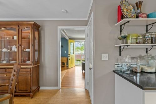 267 Chavenson St, Fall River MA 02723-2701 exterior