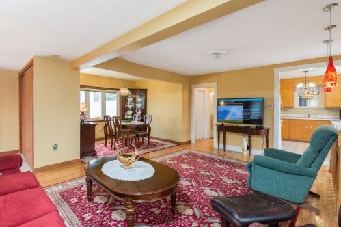 24 Volusia Rd, Hingham MA 02043-3041 exterior