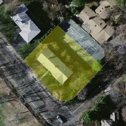600 Dedham St, Newton MA  02459-2943 aerial view