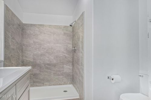 19627 30 St, Phoenix AZ 85008-6137 exterior