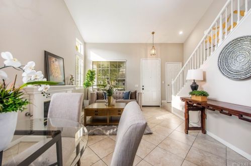 12 Bayfield, Irvine CA 92614-7907 exterior