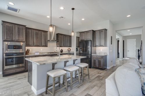 31013 1st Pl, Phoenix, AZ 85085