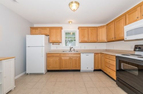 85 Kenberma Rd, Worcester MA 01604-3951 exterior