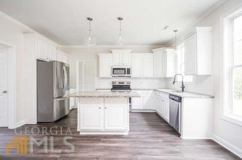 3121 Jackson Creek Dr, Stockbridge GA  30281-5690 exterior