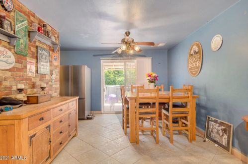 5743 38 Dr, Phoenix AZ 85053-2811 exterior