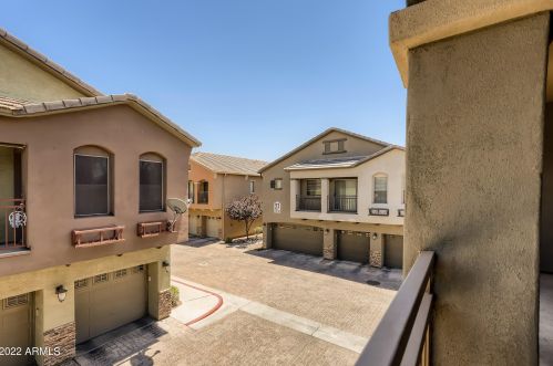 2150 Bell Rd, Phoenix AZ 85022-2940 exterior