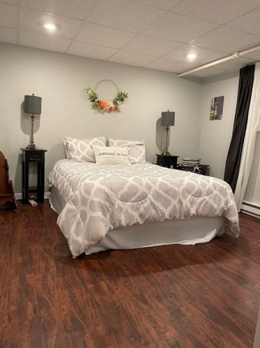 27 Carol Rd, Needham MA  02492-1107 exterior