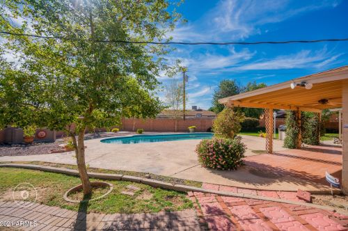 6243 Camelback Rd, Phoenix AZ 85033-1534 exterior