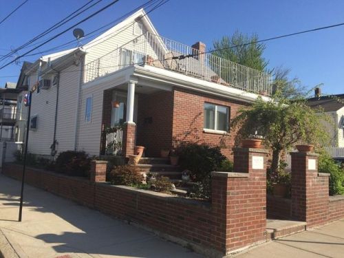 203 Bradford St, Everett, MA 02149-1424